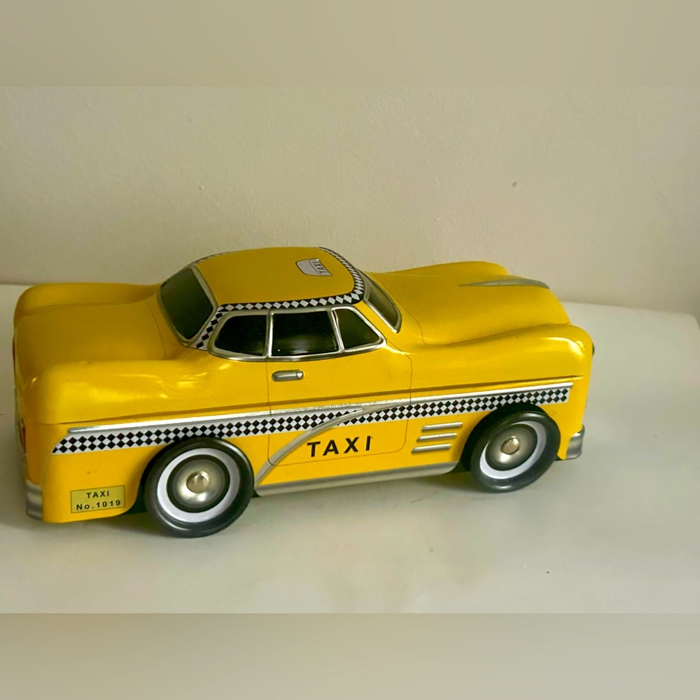 Vintage Style Metal Storage Tin cookie box  in Yellow Black